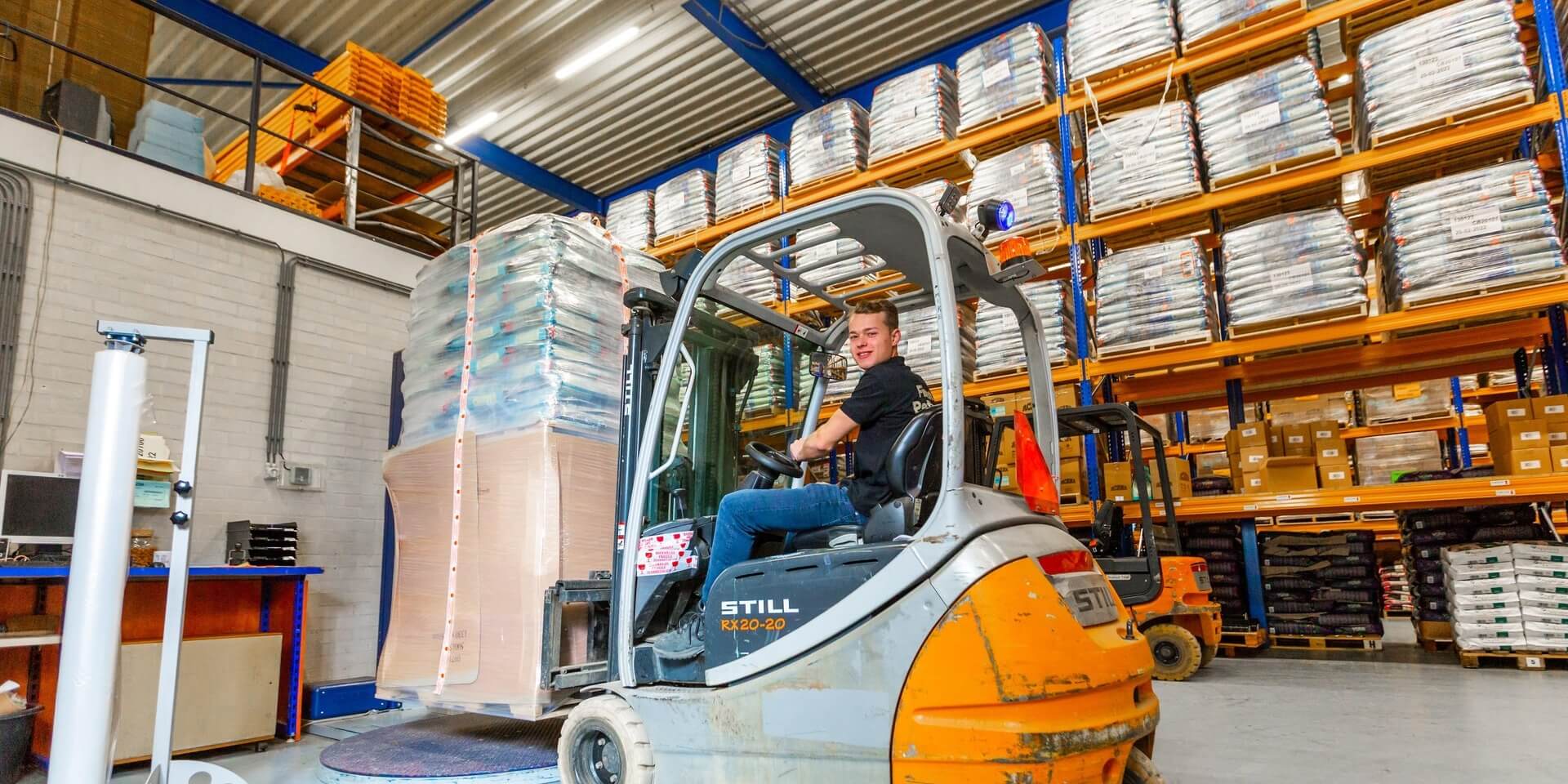 Importer & distributor Finest Petfoods